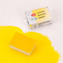 Load image into Gallery viewer, Watercolor set "white nights" 48 colours full pans set in beech box with squirrel brush